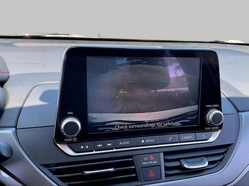 Certified 2024 Nissan Altima 2.5 SR FWD image 26