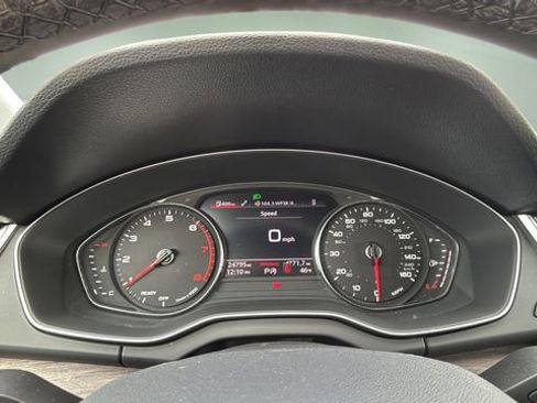 Used 2024 Audi Q5 2.0T Premium w/ Convenience Package image 15