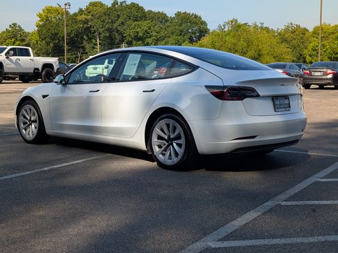 Used 2021 Tesla Model 3 Standard Range Plus RWD image 7