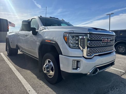 Used 2023 GMC Sierra 3500 Denali AWD/4WD image 3