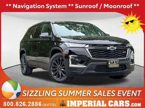 Used 2023 Chevrolet Traverse RS AWD/4WD image 1