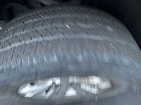 Used 2019 Chevrolet Colorado LT w/ LT Convenience Package image 18