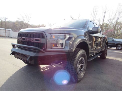 Used 2019 Ford F150 Raptor w/ Equipment Group 802A Luxury AWD/4WD image 6