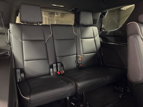 Used 2021 Cadillac Escalade Premium Luxury w/ Driver Assist Tech Package image 41