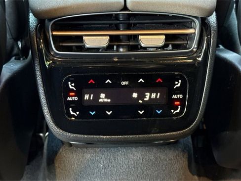 Used 2022 Mercedes-Benz EQS 450+ Sedan image 16
