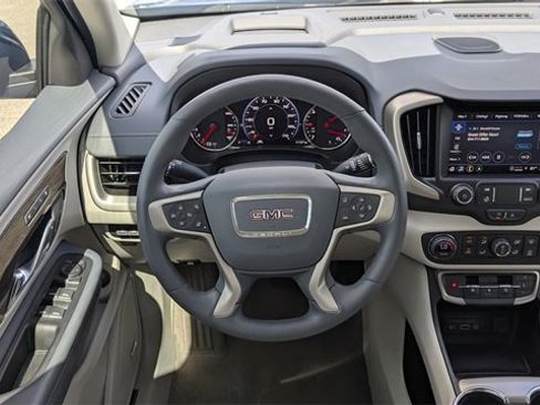 Used 2024 GMC Terrain Denali image 20