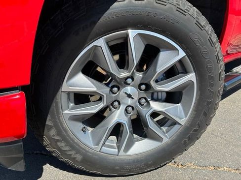 Used 2021 Chevrolet Silverado 1500 RST AWD/4WD image 10