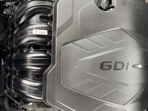 Used 2024 Kia Sportage LX image 30