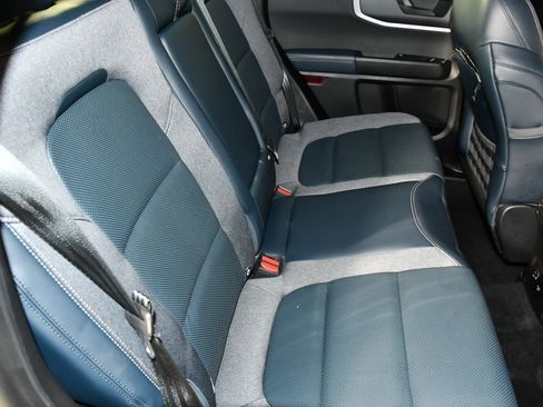 Used 2021 Ford Bronco Sport Outer Banks w/ Outer Banks Package (96D) image 46