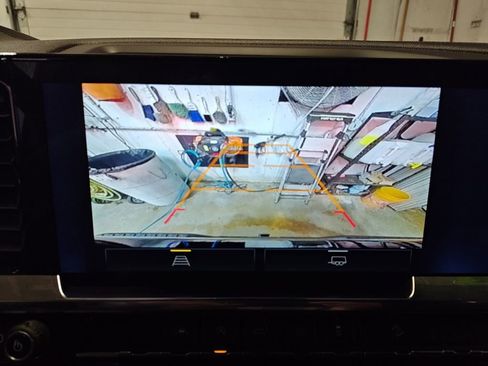 Used 2023 Chevrolet Silverado 1500 LT Trail Boss w/ LPO, Dark Essentials Package image 23