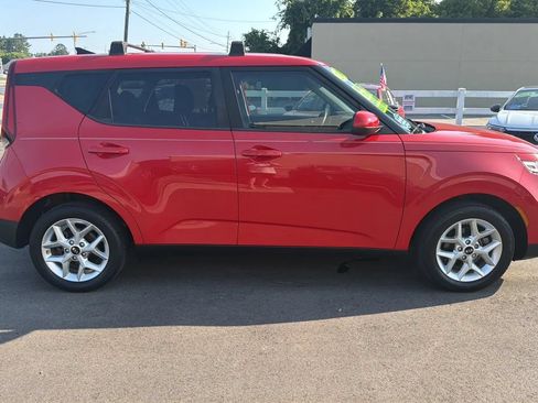 Used 2020 Kia Soul S FWD image 7