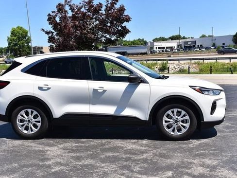 Used 2023 Ford Escape Active w/ Cold Weather Package FWD image 5