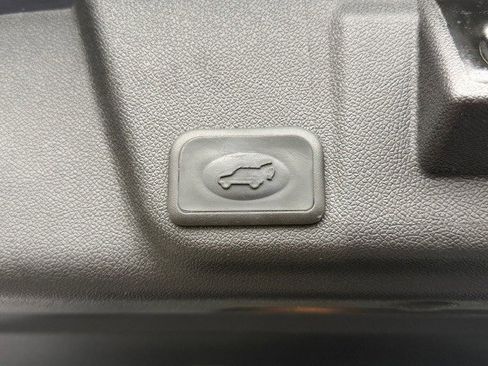 Used 2016 Buick Enclave Leather image 39