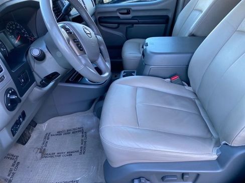 Used 2021 Nissan NV 3500 SL image 14