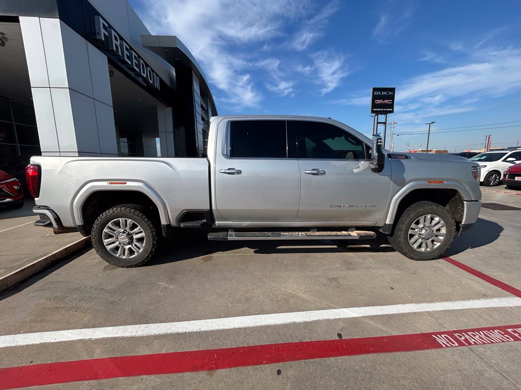 Used 2020 GMC Sierra 3500 Denali w/ Denali Ultimate Package AWD/4WD image 4