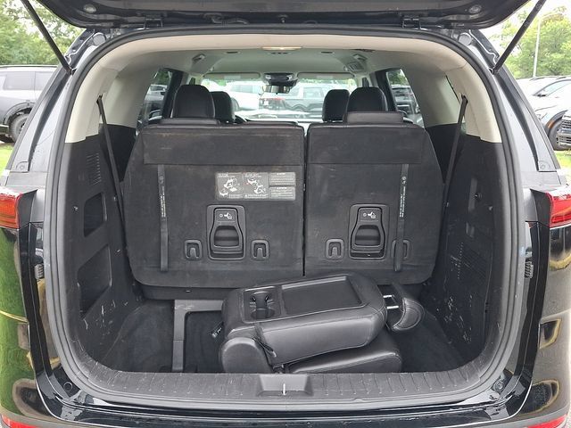 Certified 2023 Kia Carnival LX FWD image 29