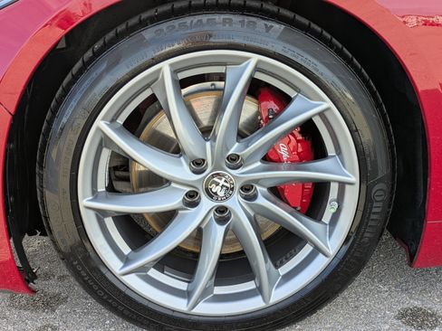 Used 2022 Alfa Romeo Giulia Sprint image 10