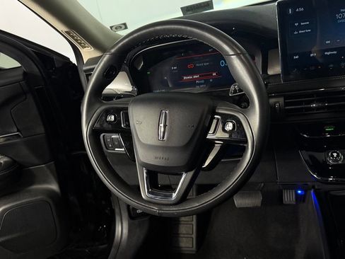 Used 2024 Lincoln Corsair Grand Touring AWD/4WD image 12