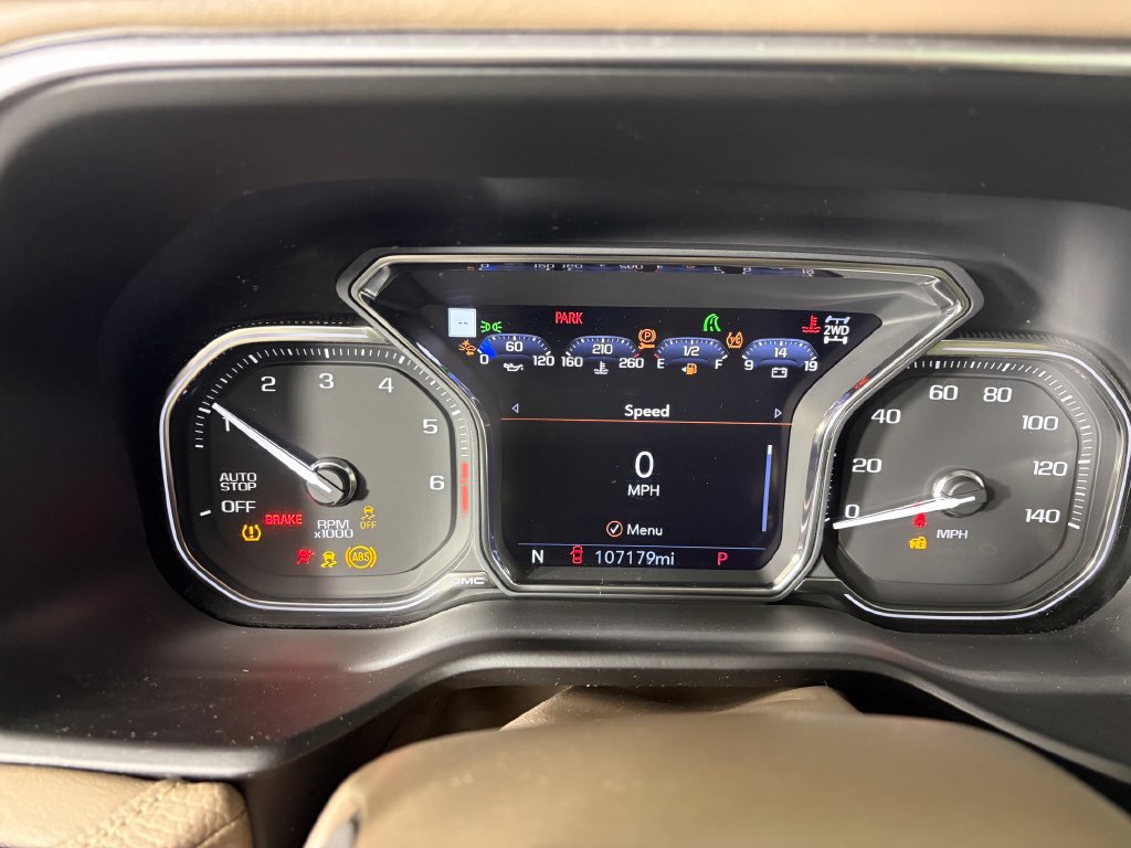 Used 2021 GMC Yukon Denali w/ Denali Premium Package AWD/4WD image 17