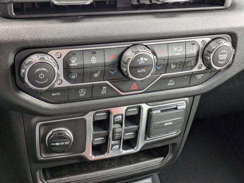 New 2025 Jeep Wrangler Sport S image 20