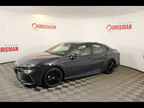 Used 2026 Toyota Camry SE w/ Multimedia Upgrade Package FWD image 3