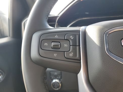 New 2025 GMC Sierra 1500 Elevation image 23