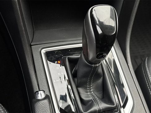 Used 2023 Subaru Impreza 2.0i Limited w/ Popular Package #3 image 25