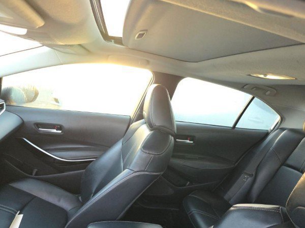 Used 2022 Toyota Corolla XLE FWD image 9