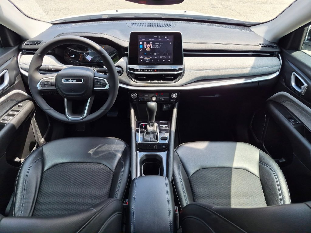 Certified 2022 Jeep Compass Latitude AWD/4WD image 19