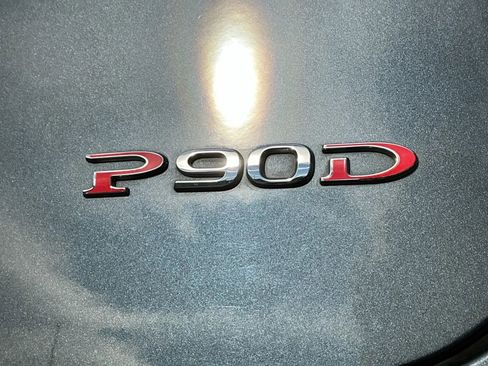 Used 2016 Tesla Model X Performance image 17