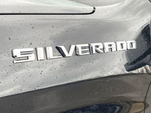 Used 2023 Chevrolet Silverado 1500 LT image 30