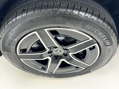 New 2026 Mercedes-Benz GLC 300 image 34