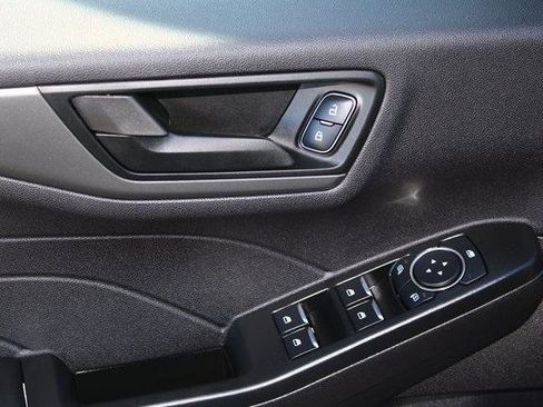 Used 2024 Ford Escape Active image 8