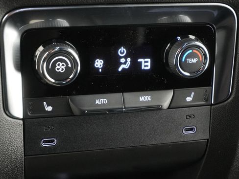 New 2026 Chevrolet Tahoe Premier image 40