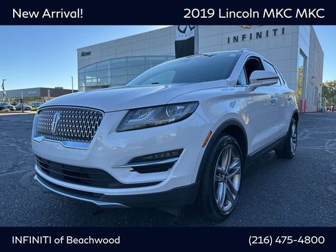 Used 2019 Lincoln MKC Reserve w/ MKC Climate Package image 1