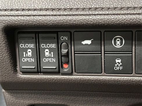 Certified 2023 Honda Odyssey EX-L image 25