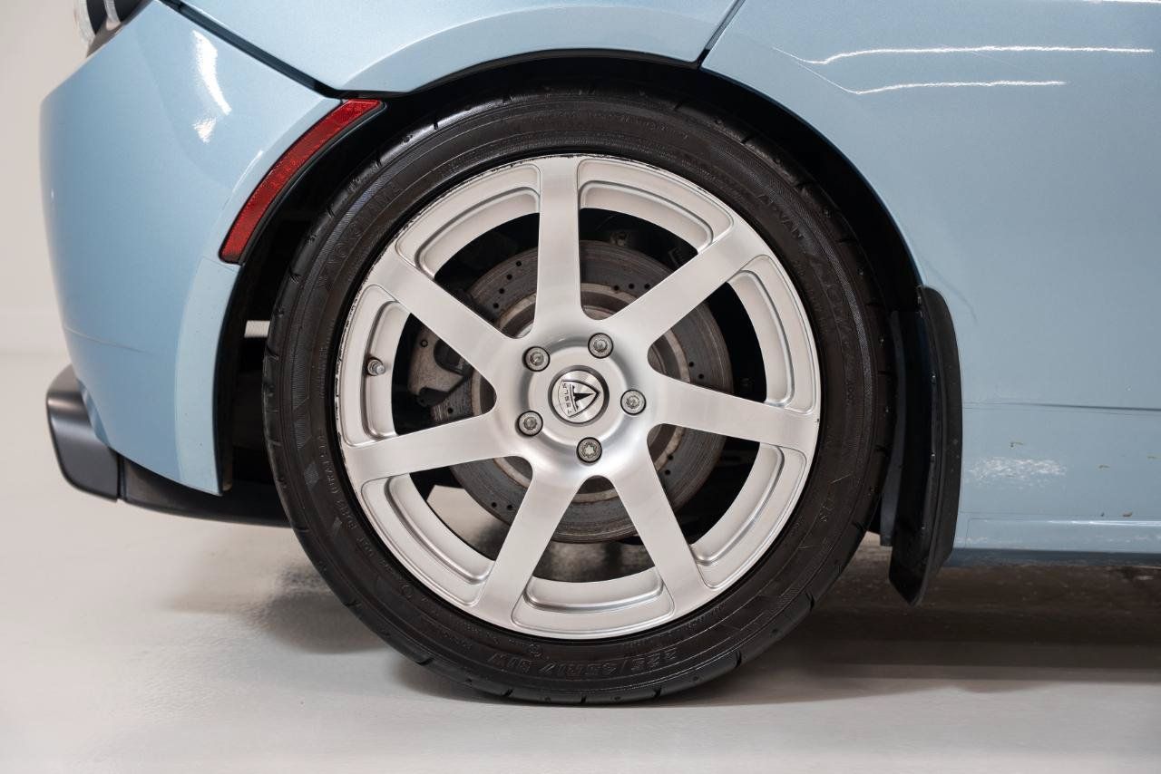 Used 2008 Tesla Roadster RWD image 27