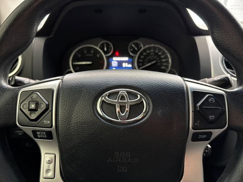 Used 2017 Toyota Tundra SR5 w/ SR5 Upgrade Package image 20