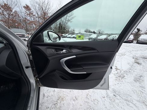 Used 2015 Buick Regal Premium image 26