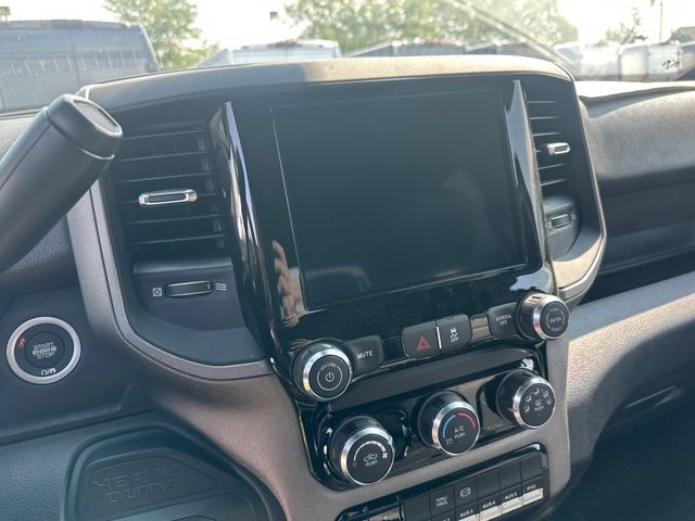 New 2026 RAM 5500 Tradesman w/ Chrome Appearance Group AWD/4WD image 25
