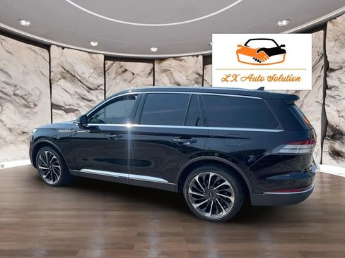 Used 2020 Lincoln Aviator Reserve w/ Equipment Group 202A AWD/4WD image 16