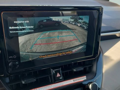 Used 2025 Toyota Corolla Cross L FWD image 17