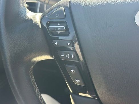 Used 2022 INFINITI QX80 Luxe w/ Cargo Package AWD/4WD image 16
