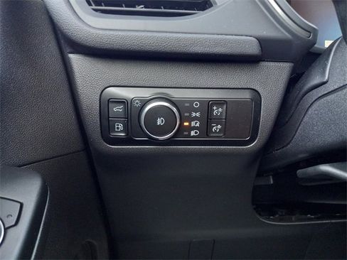 Used 2025 Ford Escape SE image 25