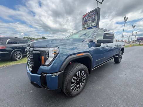 Used 2026 GMC Sierra 2500 Denali Ultimate w/ Max Trailering Package AWD/4WD image 8