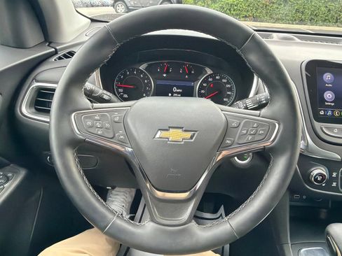 Used 2024 Chevrolet Equinox LT FWD image 13