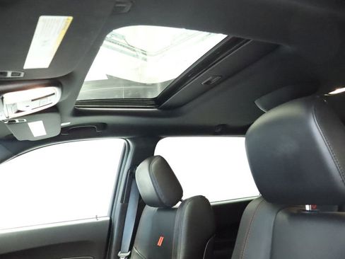 Used 2024 Dodge Durango GT image 38