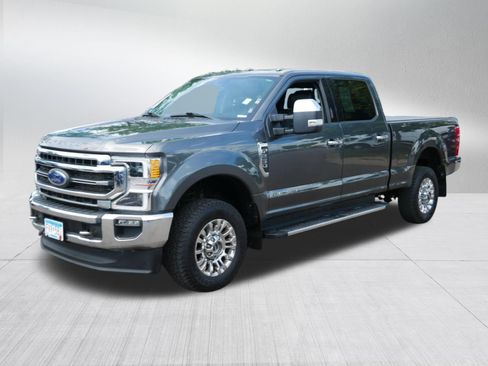 Used 2020 Ford F250 Lariat w/ Lariat Ultimate Package AWD/4WD image 3
