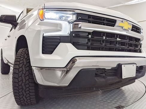 Used 2022 Chevrolet Silverado 1500 LT w/ Protection Package AWD/4WD image 21