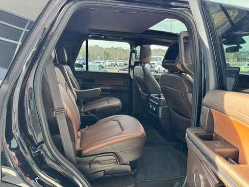 Used 2023 Ford Expedition King Ranch image 9